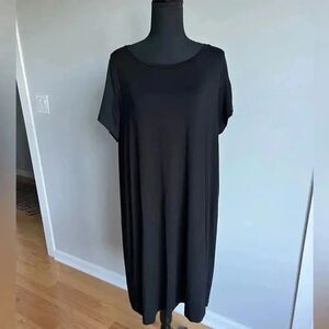 C&C California Black mid calf dress